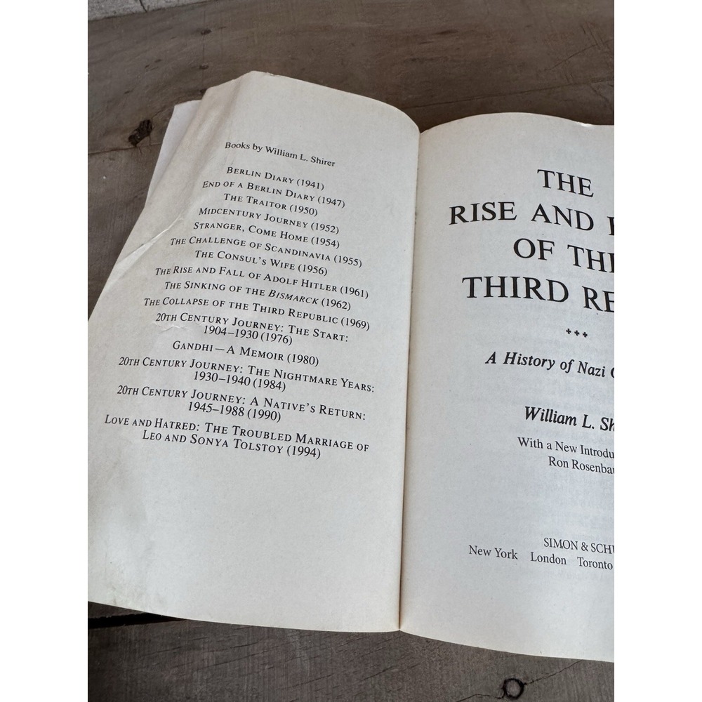 Rise and Fall of the Third Reich  by William‎ Shirer - Picture 11 of 11